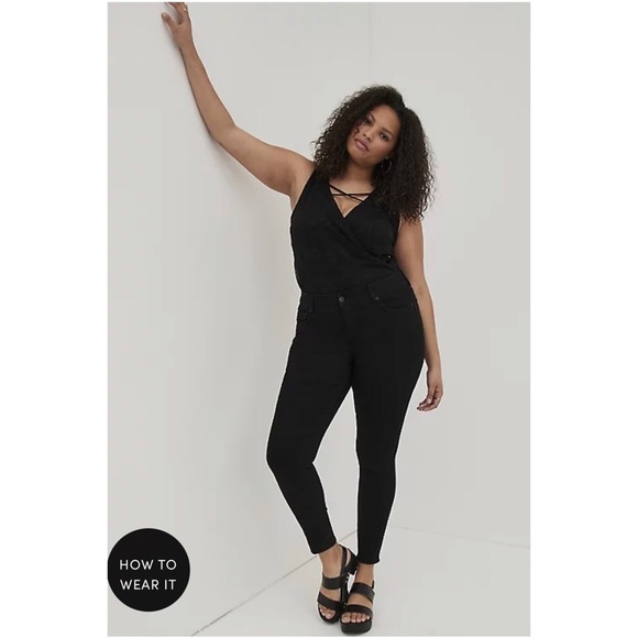 NWT TORRID Surplice Strappy Bodysuit Lace Black Size 5X - Picture 4 of 8